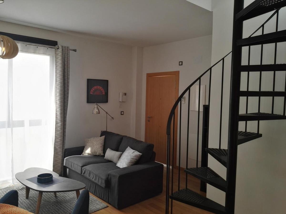 Apartamento Cervantes Малага Екстериор снимка