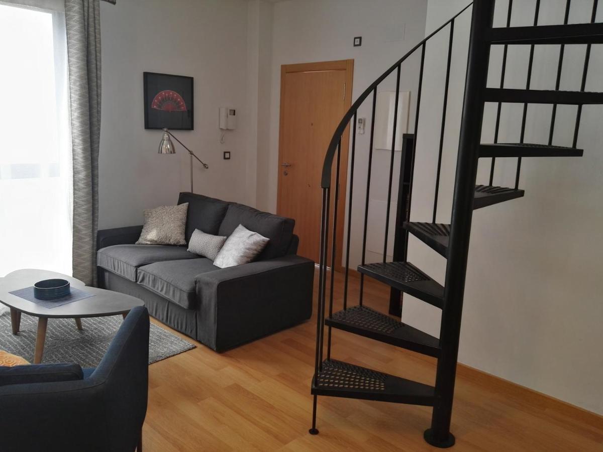 Apartamento Cervantes Малага Екстериор снимка