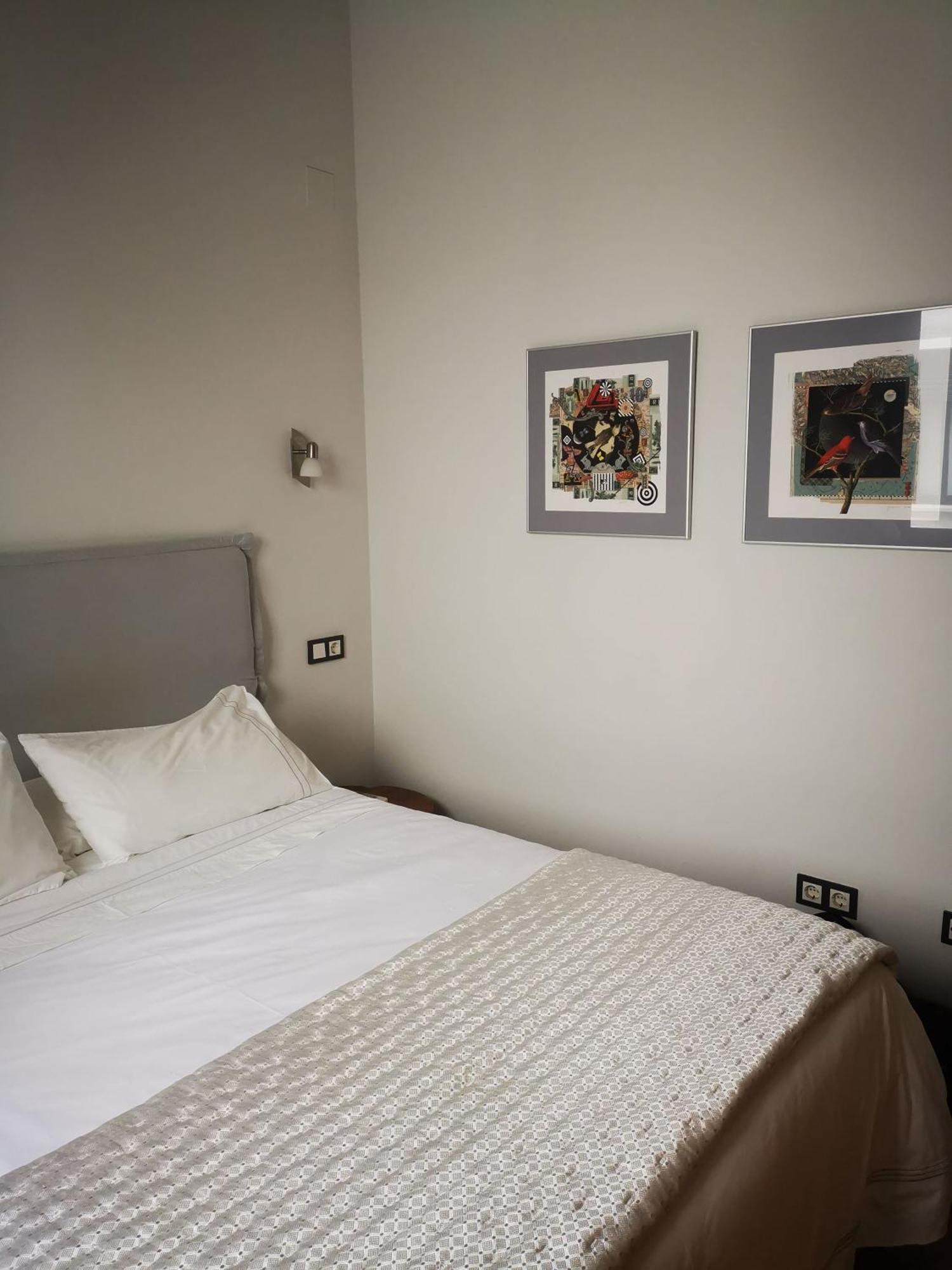 Apartamento Cervantes Малага Екстериор снимка