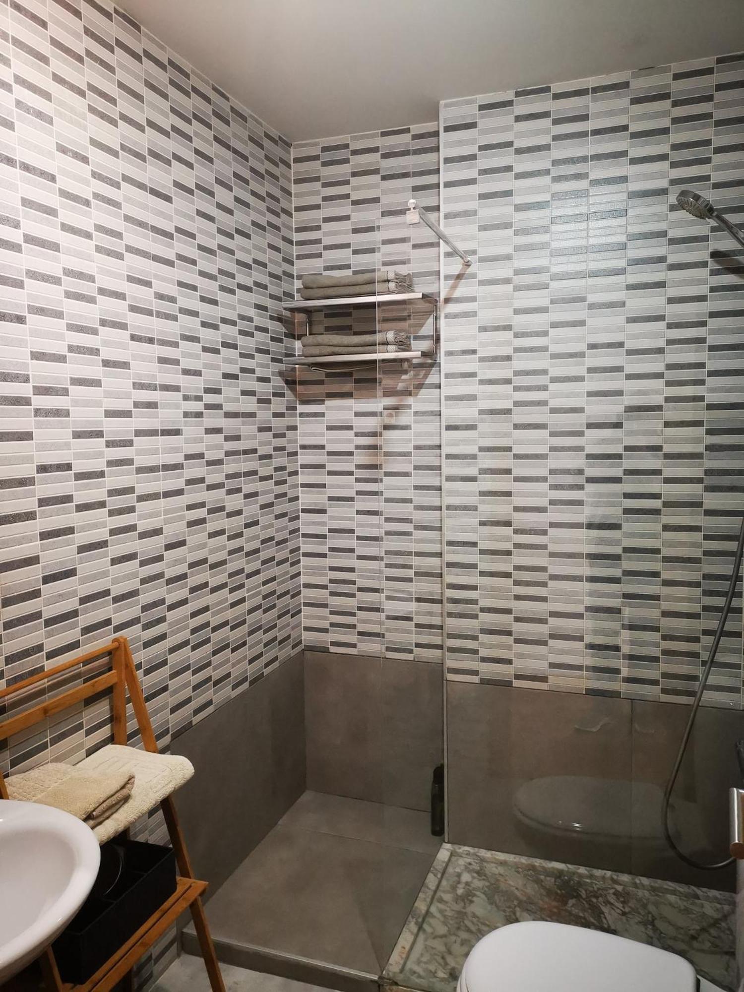 Apartamento Cervantes Малага Екстериор снимка