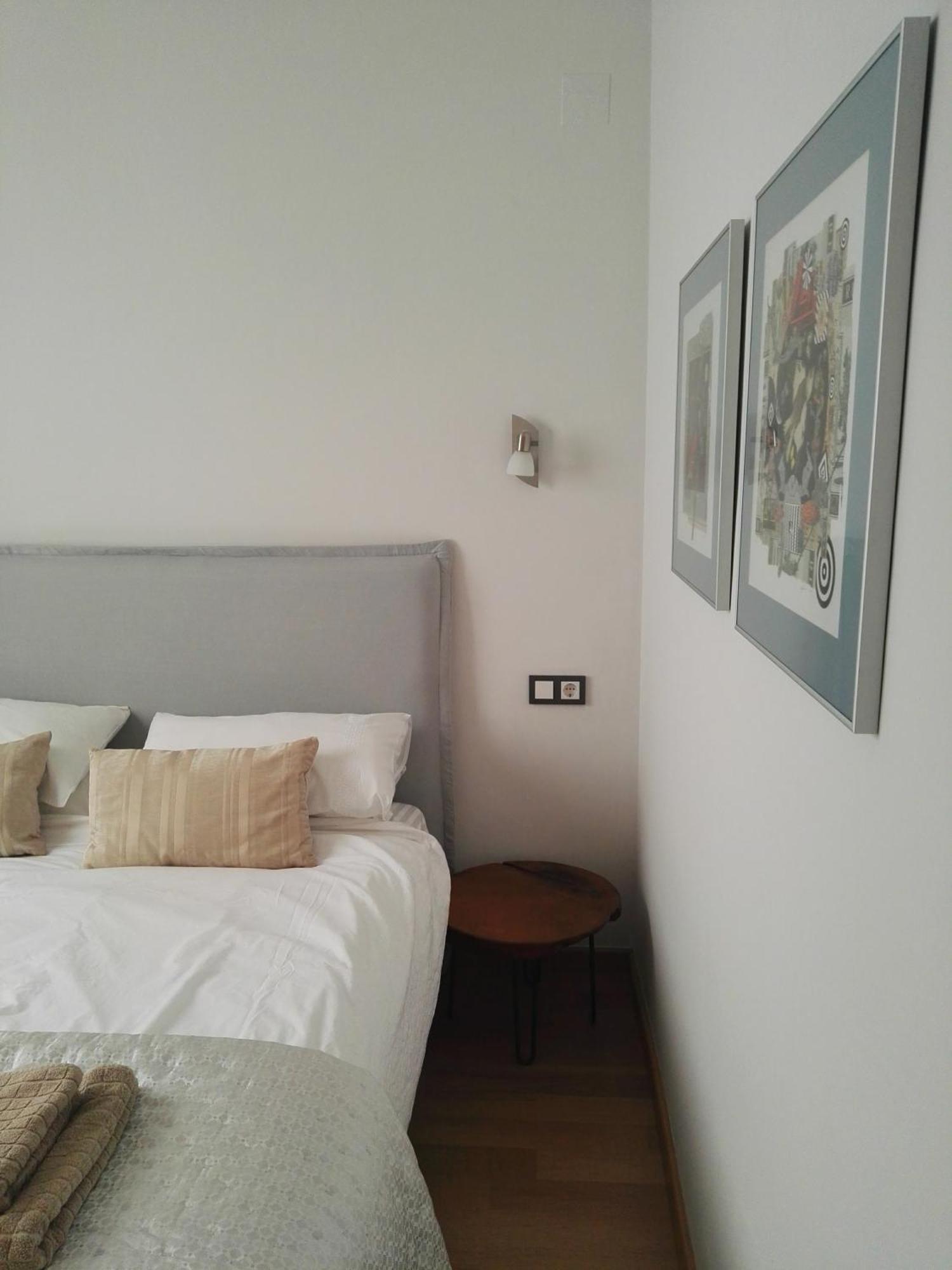 Apartamento Cervantes Малага Екстериор снимка